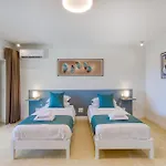 Ta Guza Villa
