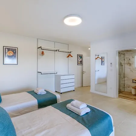 Ta Guza Villa Għasri